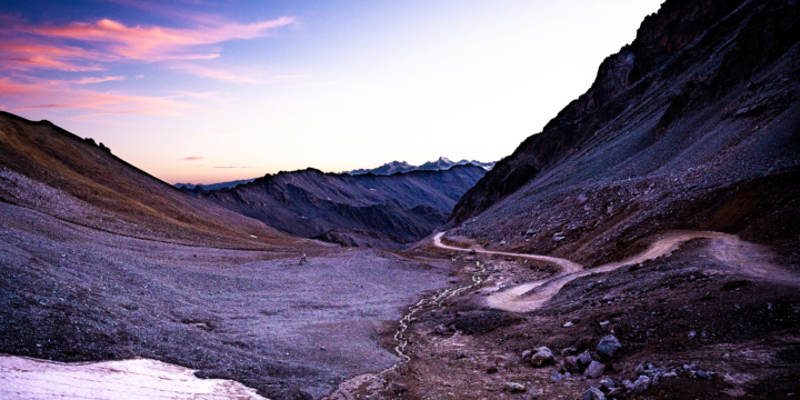 Der höchste befahrbare Alpenpass …