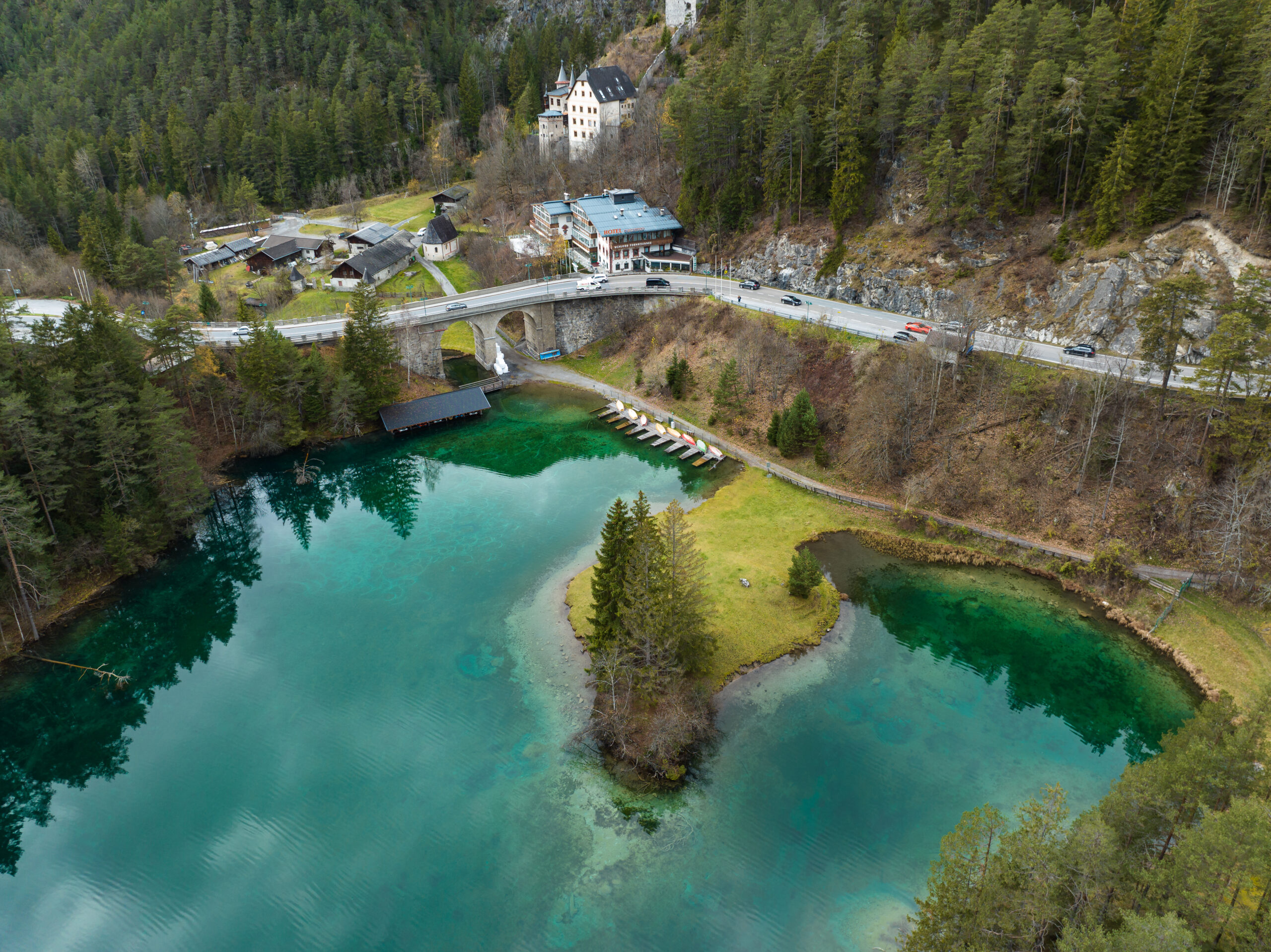 Fernpass und Fernsteinsee und fernsteinburg transitstrecke von Deutschland nach Österreich